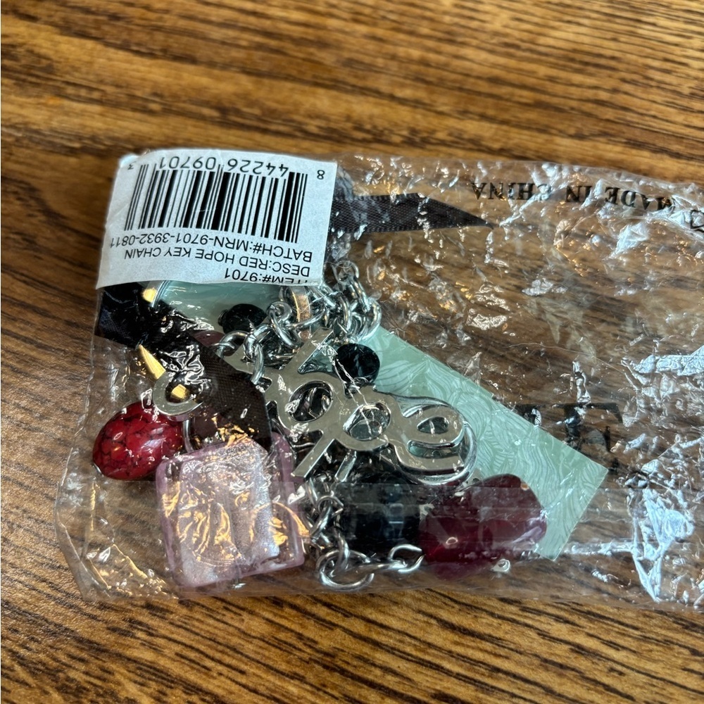 Miche - Red Hope Charm/Key Chain - Picture 4 of 5